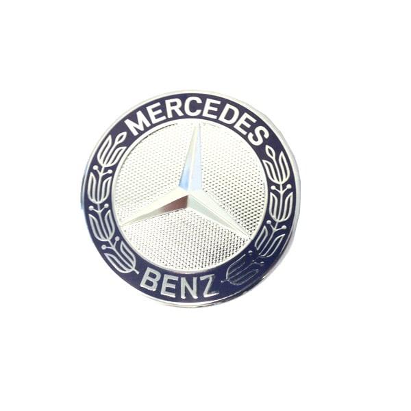 Mercedes merkki keulaan