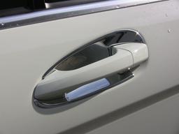 Kromade kåpor till dörrhandtag (inre) - Mercedes Benz  W204 , X204 , W166