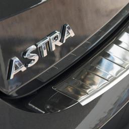 Lastskydd borstat stål till Opel Astra V K hatchback
