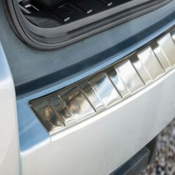 Takapuskurin suojapelti harjattu teräs till BMW X3 E83