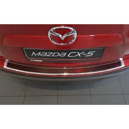 Taka Takapuskurin suojapelti kromattu  ja hiilikuitu jossa punaisia osia Mazda CX-5