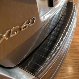 Lastebeskytte sort børstet stål som passer Volvo XC60