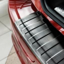 Lastskydd Svart borstat stål Audi Q5