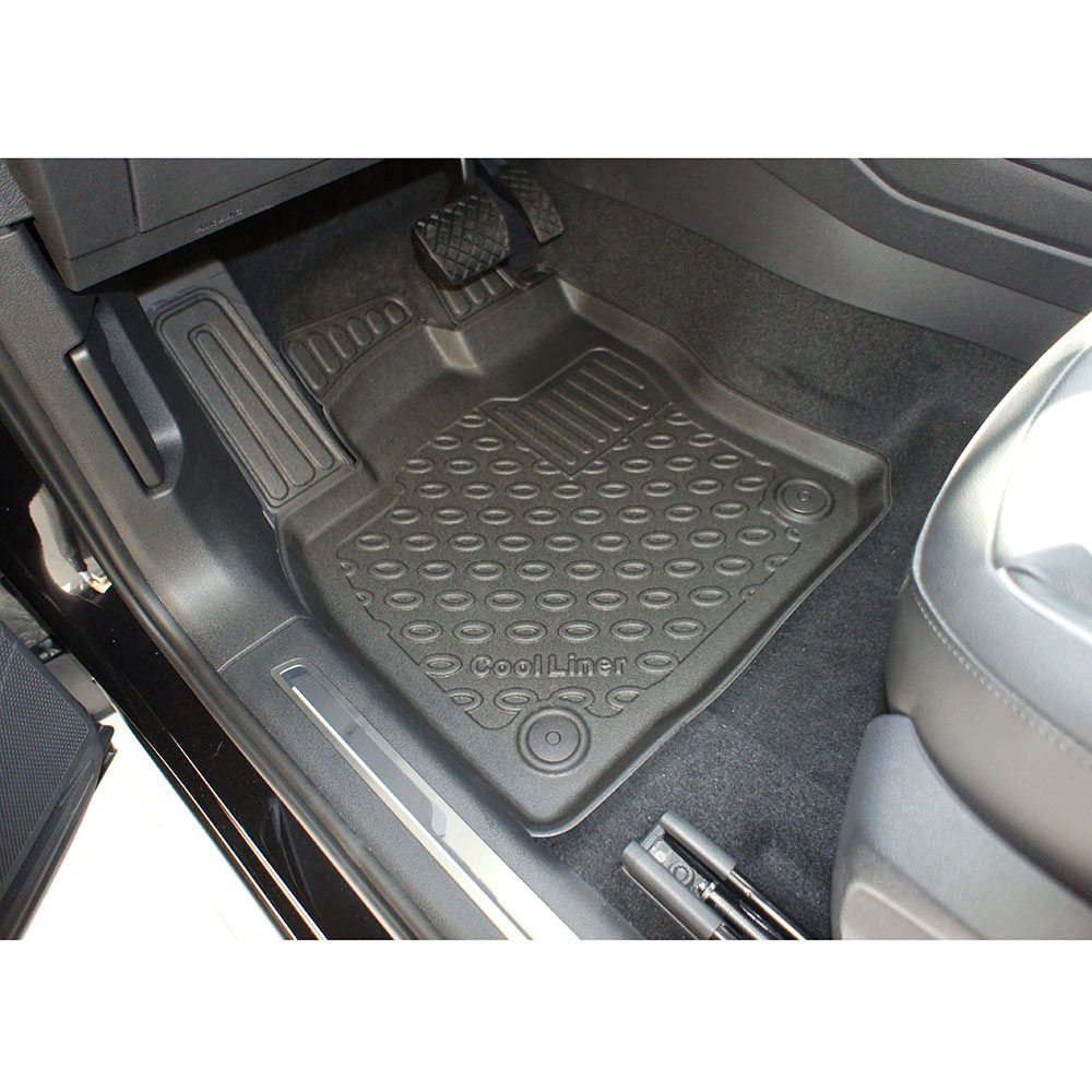 Plastic Floor Mats VW Tiguan II